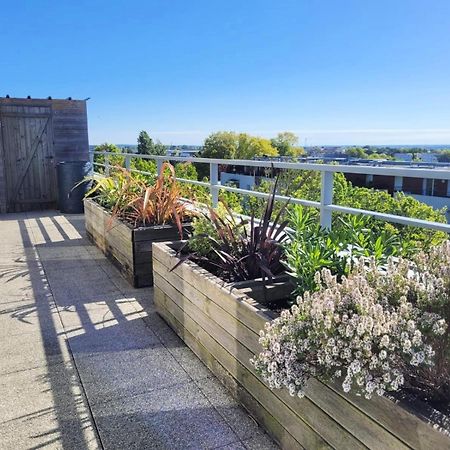 Le Nid : Rooftop Moderne Surplombant La Ville Nantes Luaran gambar