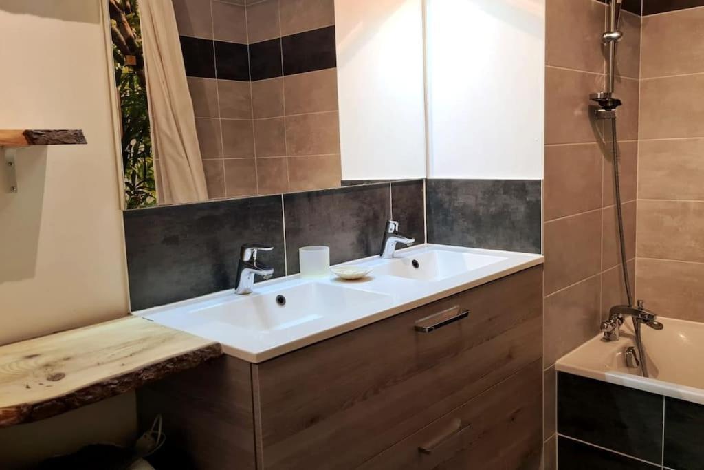 Le Nid : Rooftop Moderne Surplombant La Ville Nantes Luaran gambar