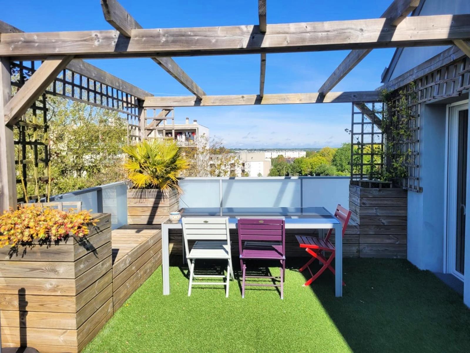 Le Nid : Rooftop Moderne Surplombant La Ville Nantes Luaran gambar